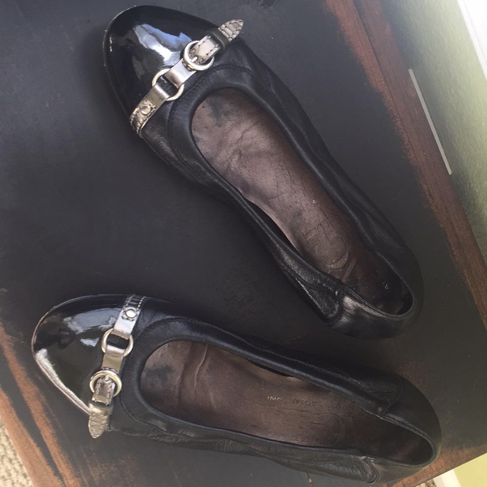 AGL cap toe black flats size 7 (euro 37)